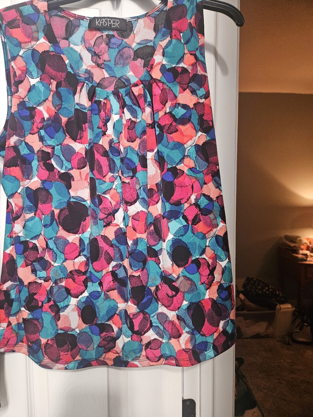 Kasper Bright Multicolor Sleeveless Printed Blouse